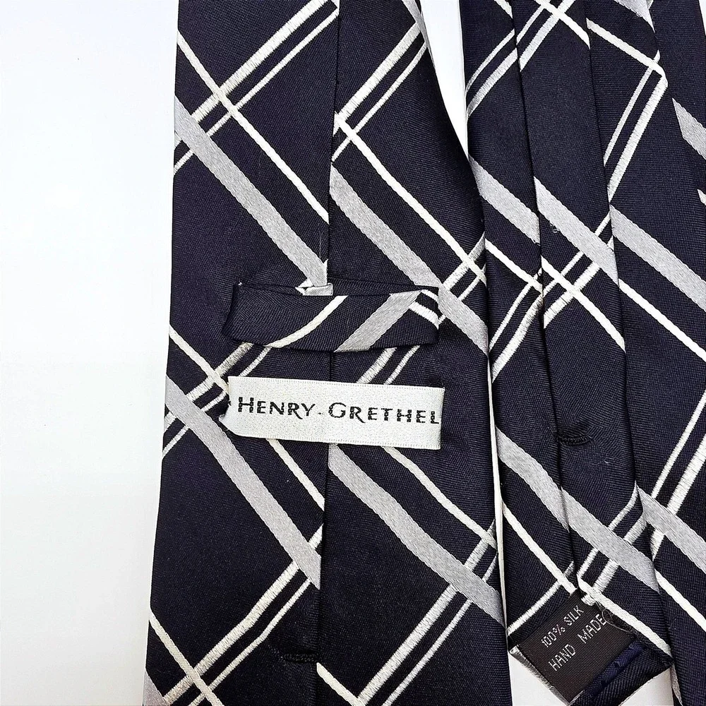 Henry Grethel Men's Black‎ Silver Plaid 100% Silk Hand Made Necktie
